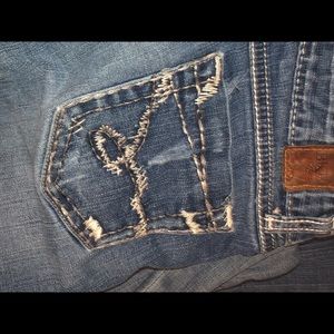 Jeans from buckle
